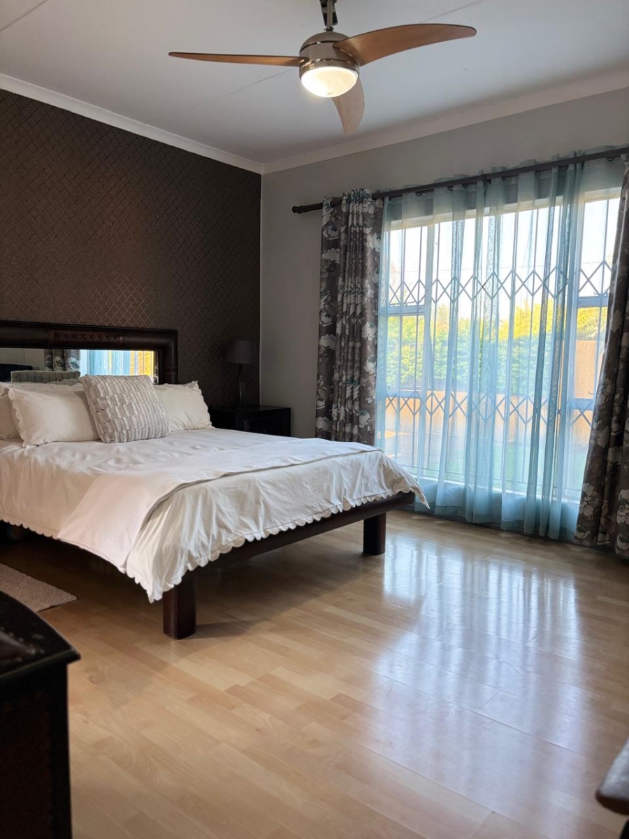8 Bedroom Property for Sale in Rustenburg Rural North West